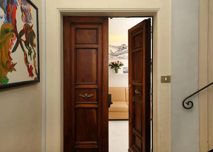 La Maisonnette Tritone Trevi Apartament *