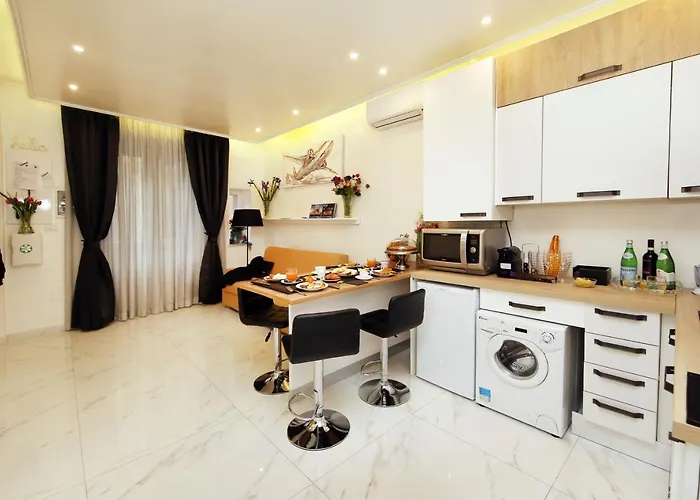 La Maisonnette Tritone Trevi Apartament Rzym