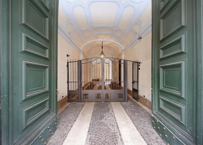 La Maisonnette Tritone Trevi Rzym