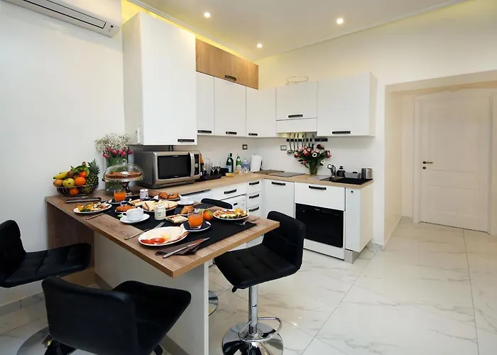 La Maisonnette Tritone Trevi * Rzym